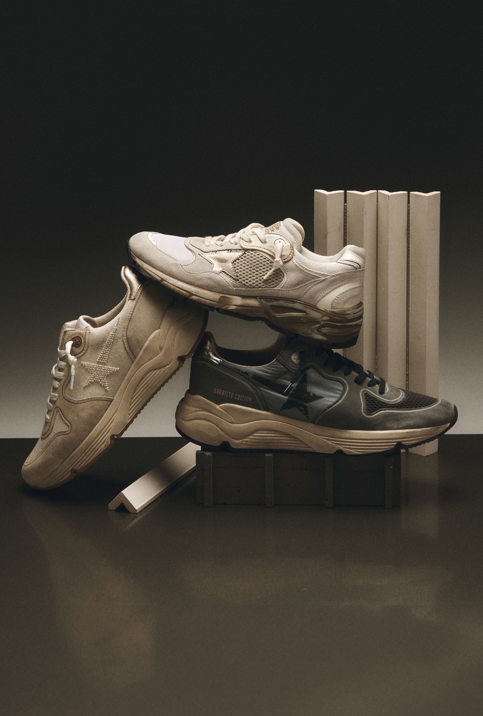 groupage-of-running-sneakers